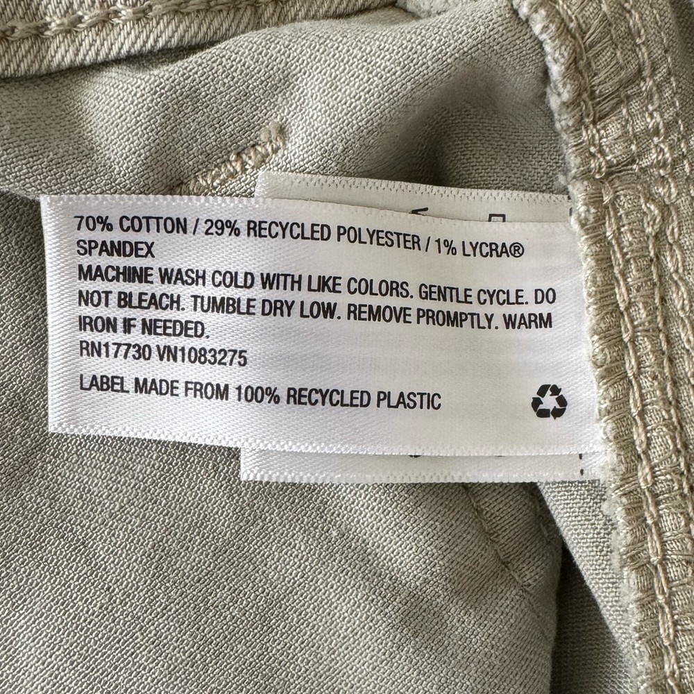 Universal Thread Size 2/26r Sage/Light Army Green… - image 5